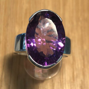 oval amethyst ring set in sterling silver