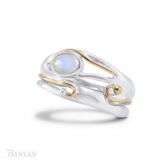 Banyan Jewellery Organic silver ring set with Moonstone
