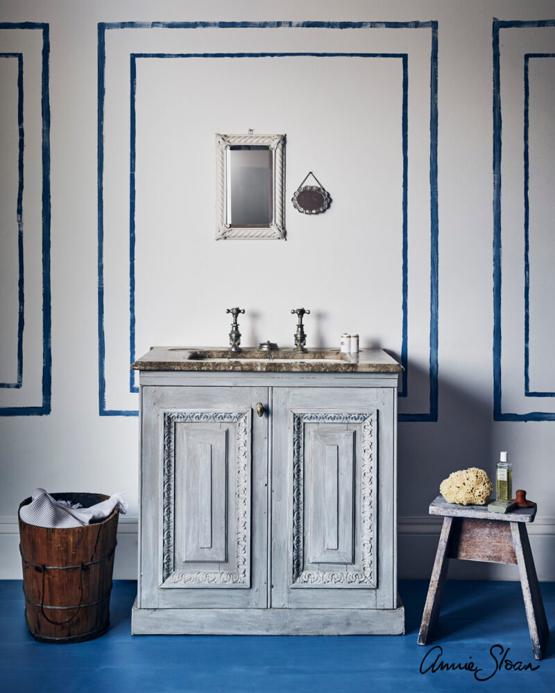 Bathroom painted in Pure Chalk Paint and Greek Blue.