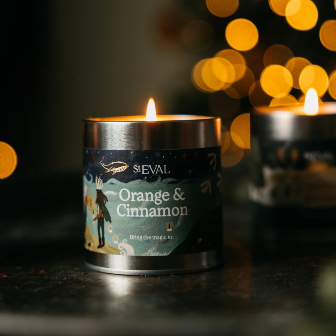 St Eval Orange & Cinnamon Scented Tin Candle - Image 2